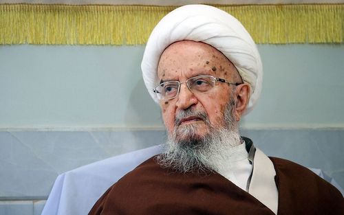 Ayatollah Makarem Shirazi Meets with the Head of Hawza